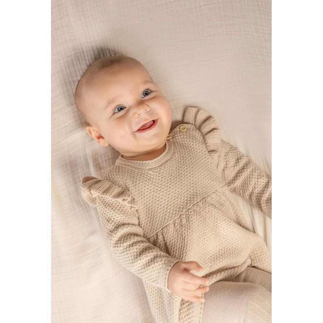 Бебешка Плетена Рокля с Дълъг Ръкав и Къдрички