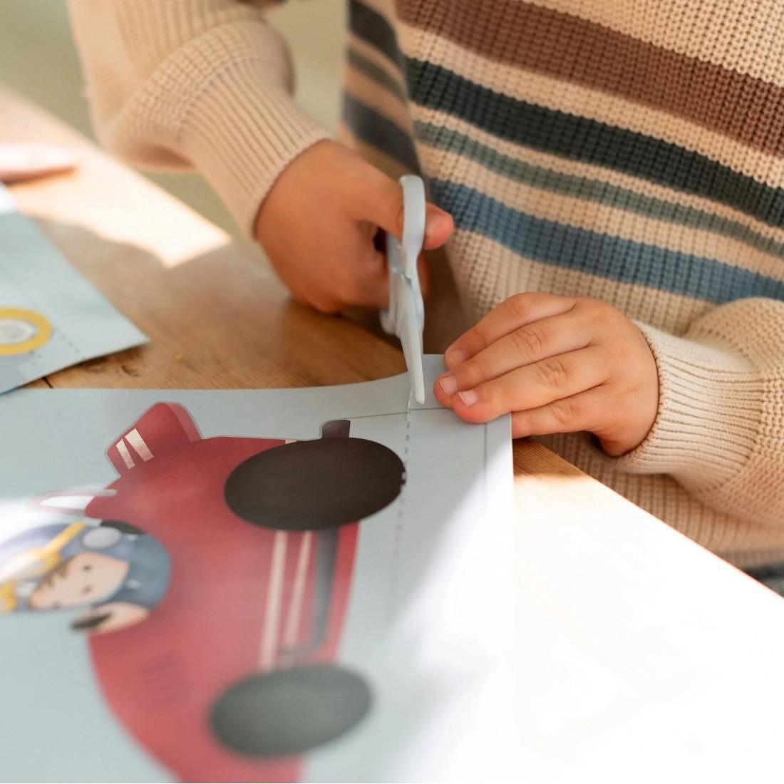 Направи си Сам, Книжка с Ножица Jim & Friends