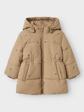 Зимно яке MOLLY от Name It – топло, удобно и стилно за момичета. Bebe Marmot.